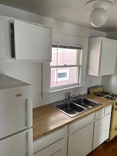 2520 Hopkins St #K — Photo 10