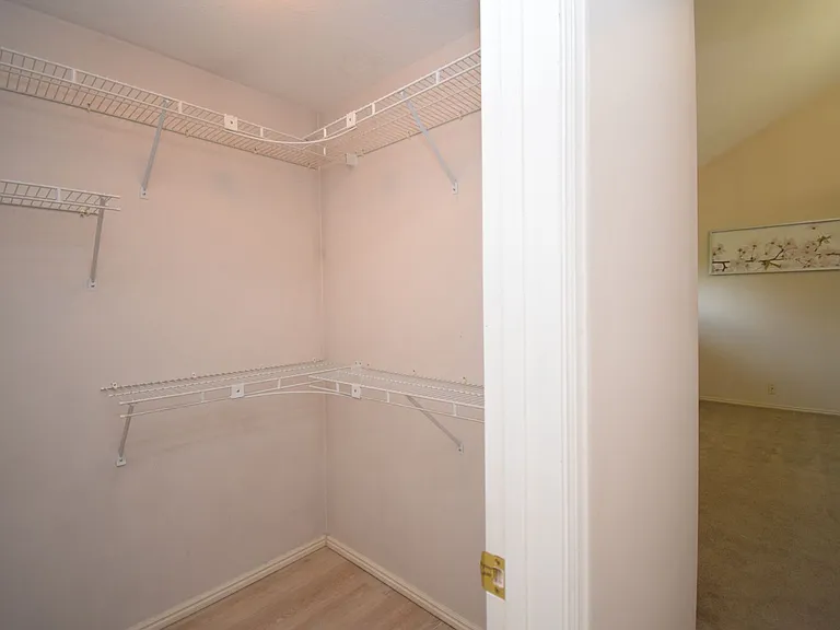 2122 E Rainbow Point Dr — Photo 15