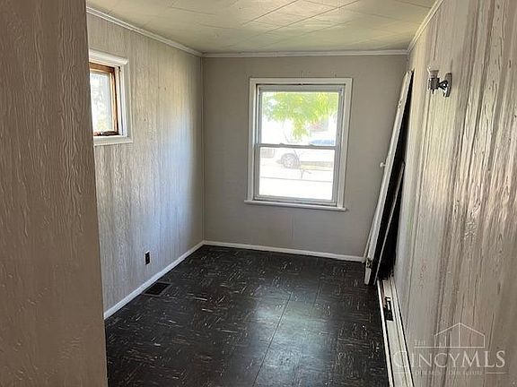 3rd image of 1208 Vine St