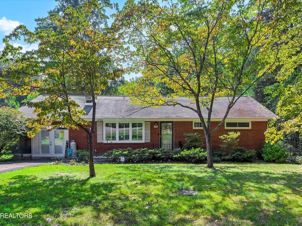 189 W Norris Rd, Norris, TN 37828