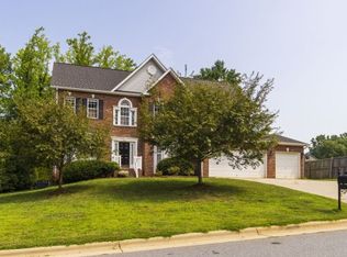 402 Hannah McKenzie Dr, Greensboro, NC 27455