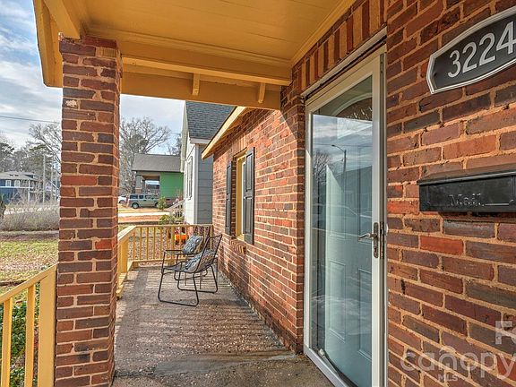 2nd image of 3224 Rogers St