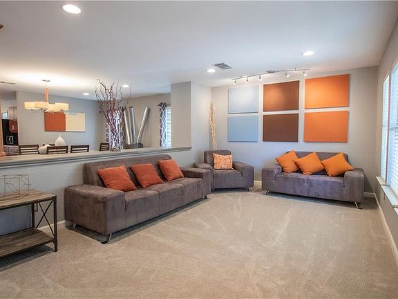 5th image of 10801 Claywood Dr