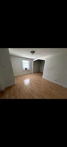 2123 N College Ave #4 Photo 1