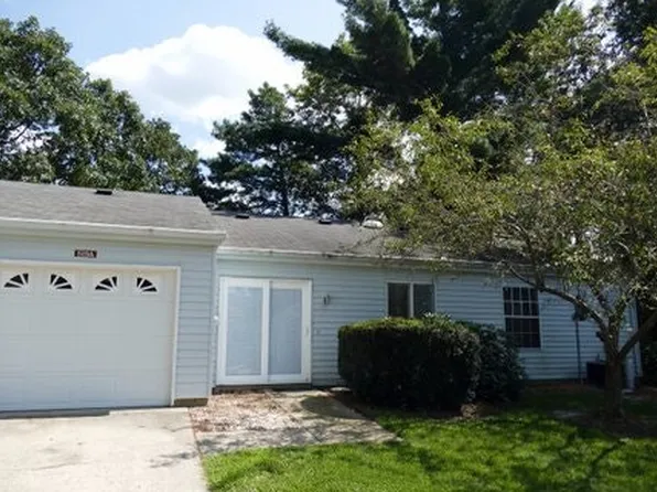 519A Cheshire Ct, Manchester, NJ 08759