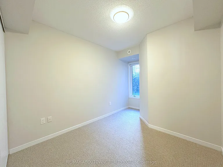 35 Valley Woods Rd #513 — Photo 14