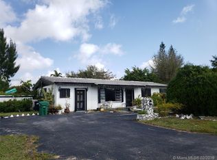 8905 SW 126th Ter, Miami, FL 33176