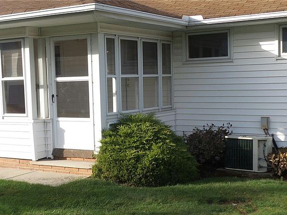 4th image of 3303 Hetzel Dr