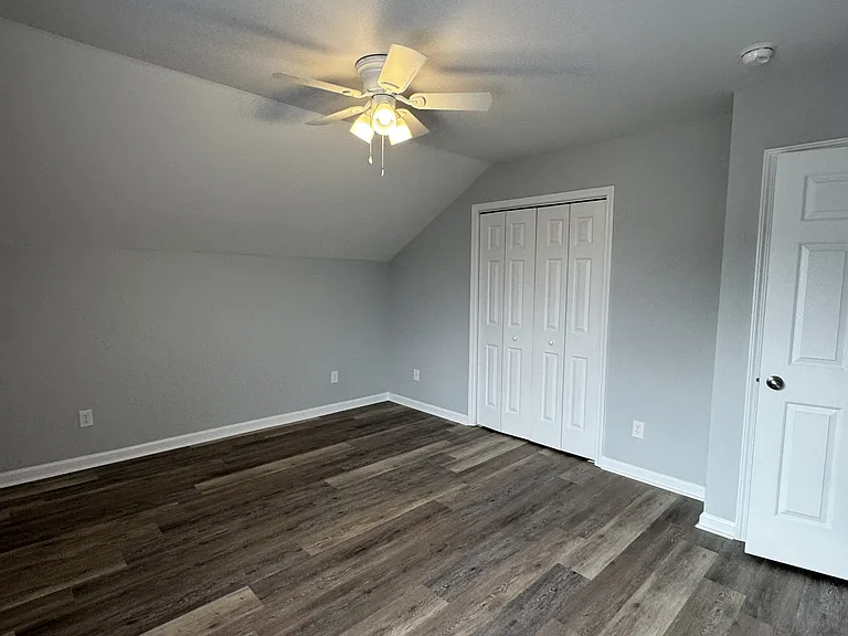 4529 Farm Lake Dr — Photo 17