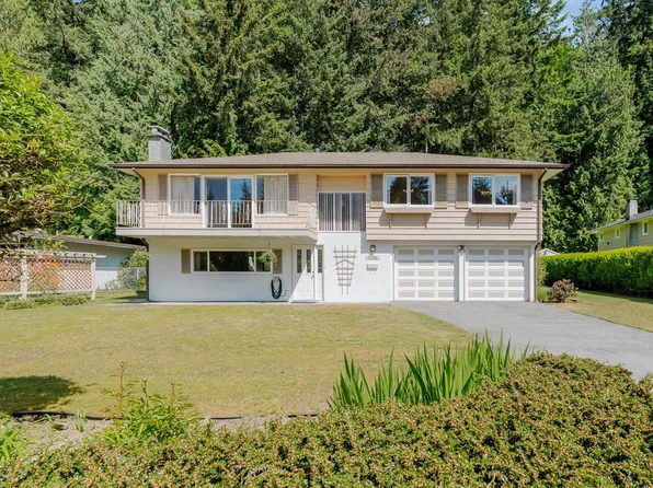 5756 Cranley Dr, West Vancouver, BC V7W 1S8