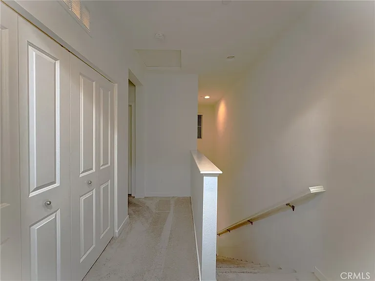 2710 Valor Ln — Photo 37