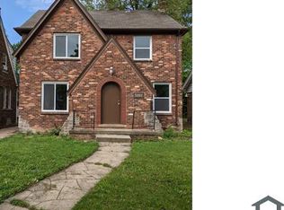 5261 Audubon Rd, Detroit, MI 48224