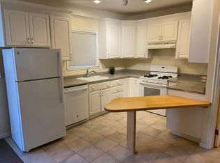 837 San Anselmo Ave #B, San Anselmo, CA 94960
