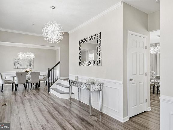 5th image of 23324 Lindsay Dr