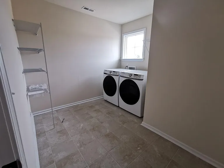 7107 Thornrose Dr — Photo 11