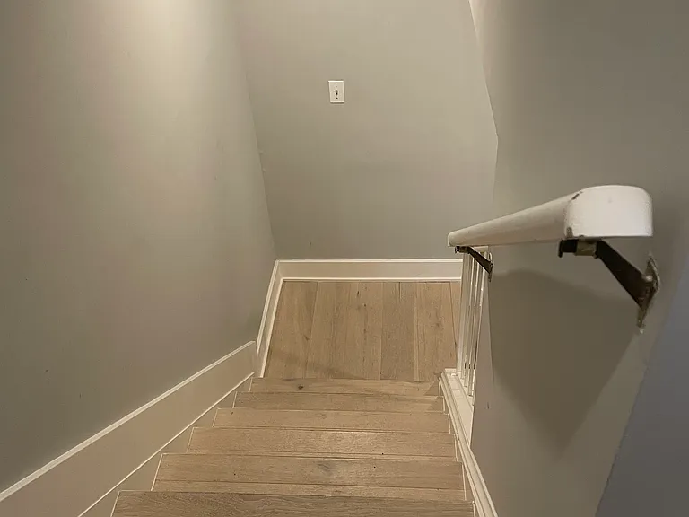 5606 Sutherland Ct — Photo 25