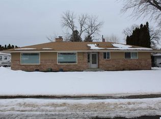 1814 W 16th Ave, Kennewick, WA