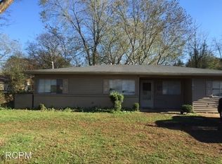 4702 Blue Spring Rd NW, Huntsville, AL 35810