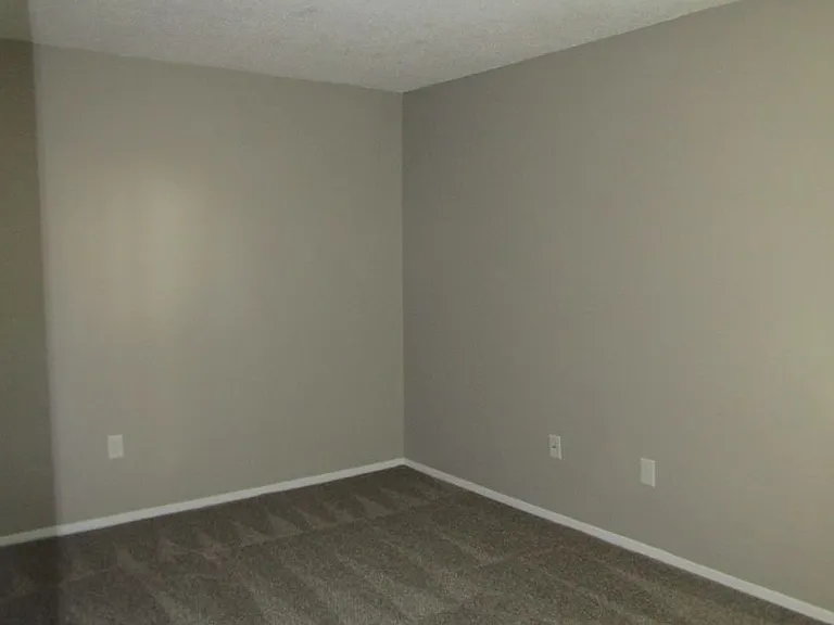1256 Eaglewood Dr — Photo 21