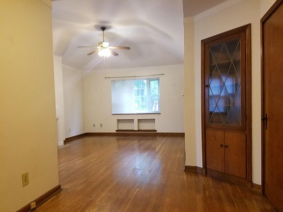 4th image of 1451 Ashland Ave APT D