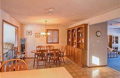 3rd image of 5809 Daphne Dr