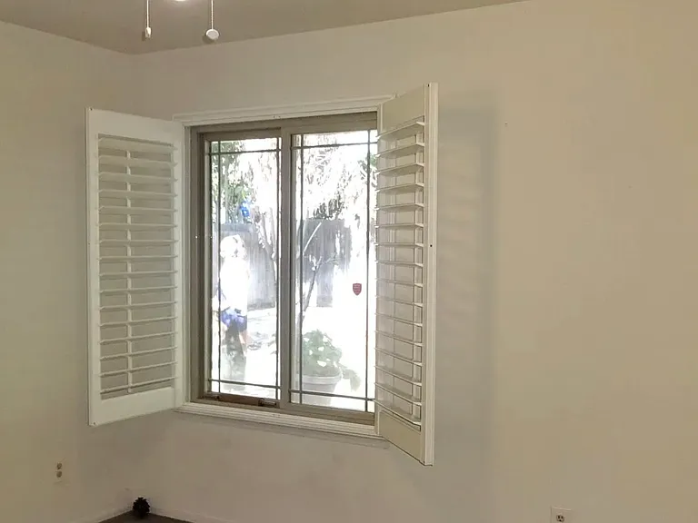 2223 Ellery Ave — Photo 10