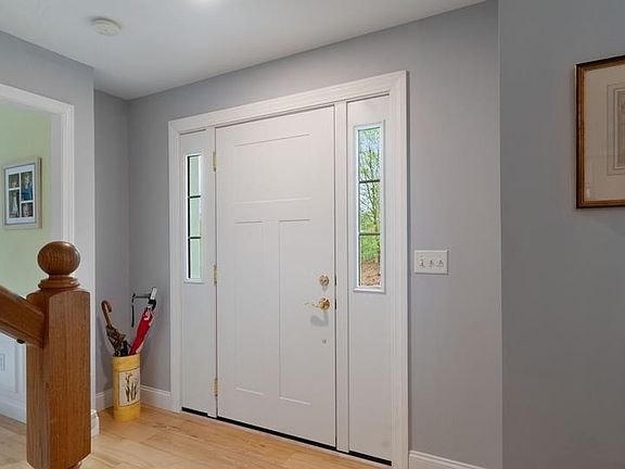 3rd image of 80 Ridgetop Lane