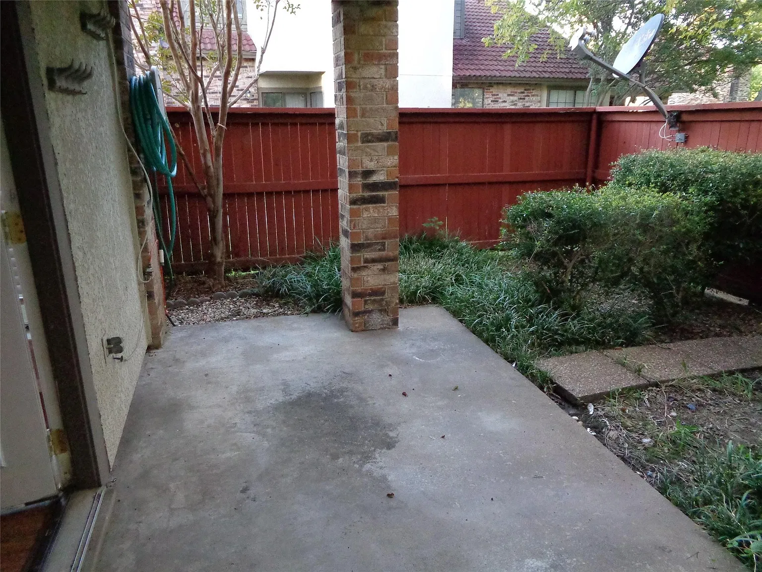 2 bed, 1006 sqft, $1,750 — Photo 4