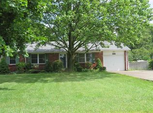 530 Kenilworth Ln, Galveston, IN