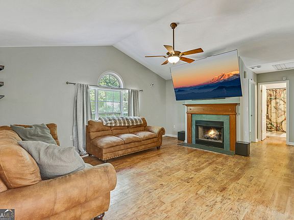 4th image of 3415 Laurel Springs Cv