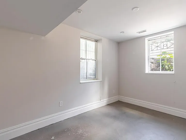 89 Cedar St #2L — Photo 19