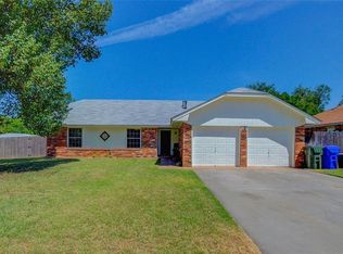 3517 Rambling Oaks Dr, Norman, OK 73072