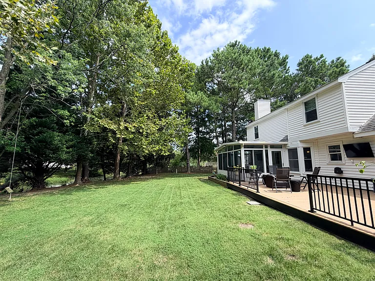 1912 Morgan Mill Way — Photo 7