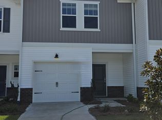 4163 Summit Woods Dr, Charlotte, NC 28216
