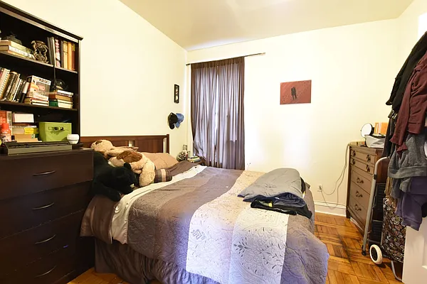 Rented by Clove Realty LLC | media 3