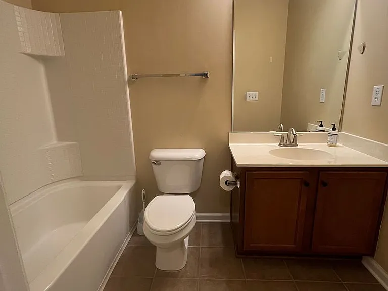 132 Avonshire Dr — Photo 11