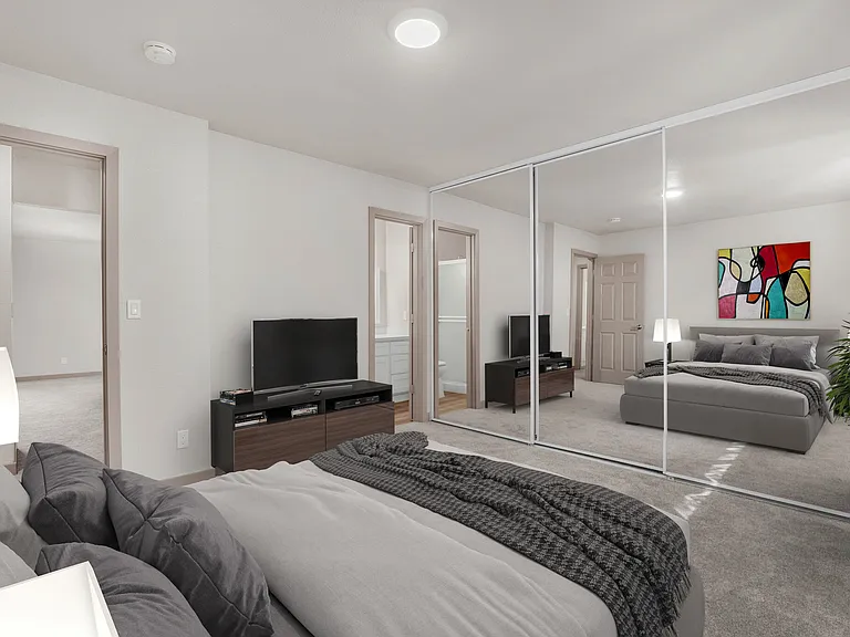 River Walk Apartments — Photo 25