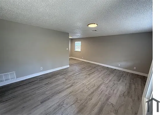 703 S 8th Ave #4A — Photo 2
