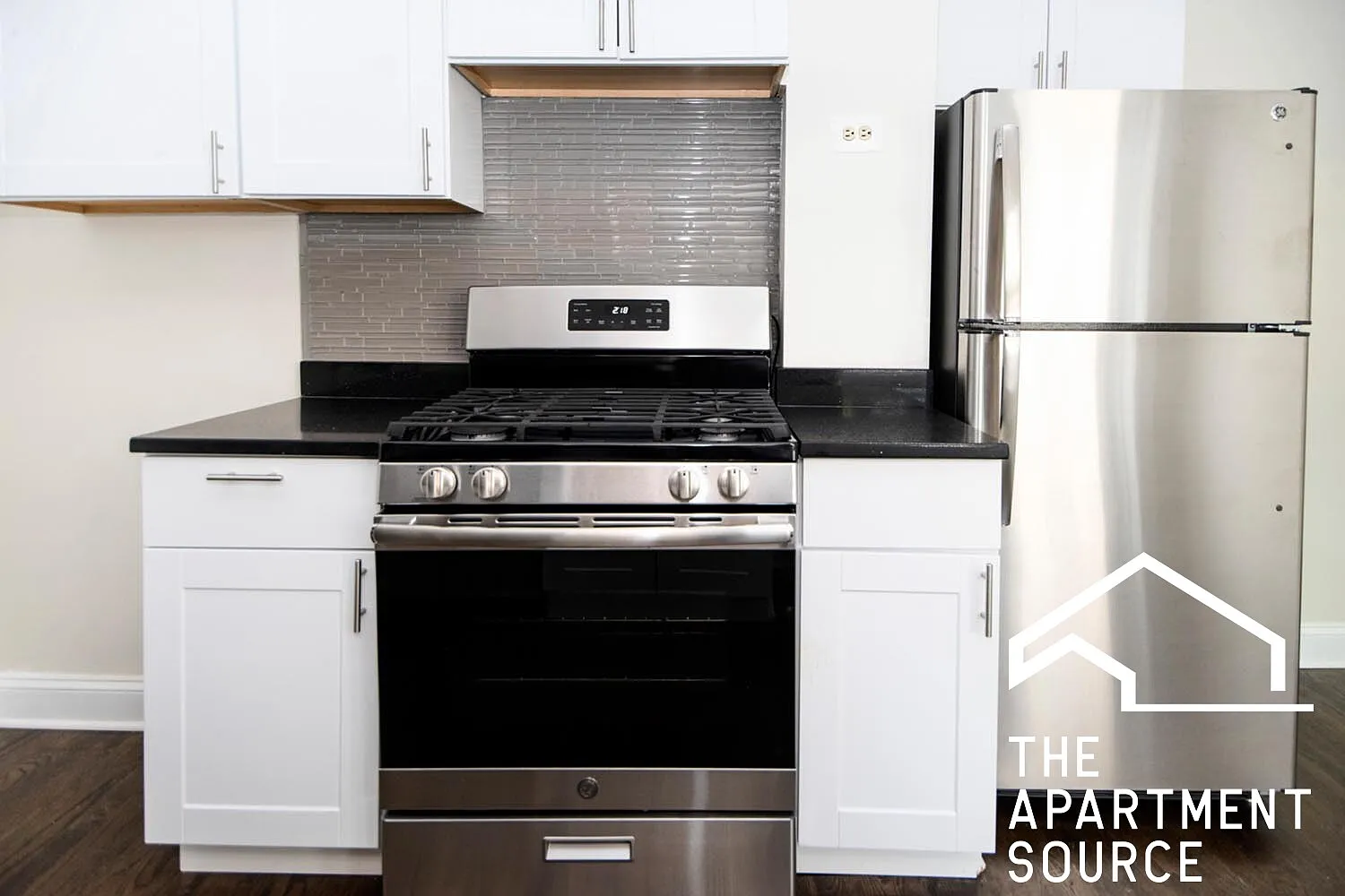 Studio, 500 sqft, $1,695 — Photo 3