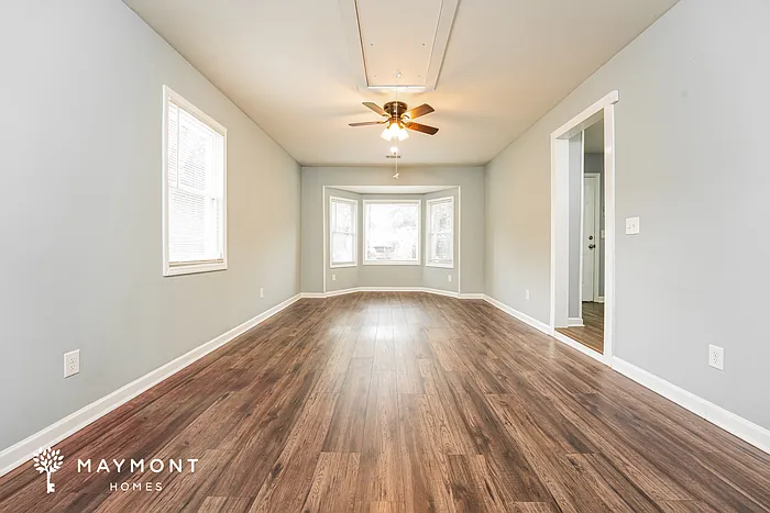 409 Longstreet St — Photo 4