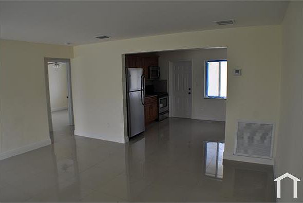 1st image of 8297 NW 6th Ave