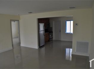 8297 NW 6th Ave, Miami, FL 33150