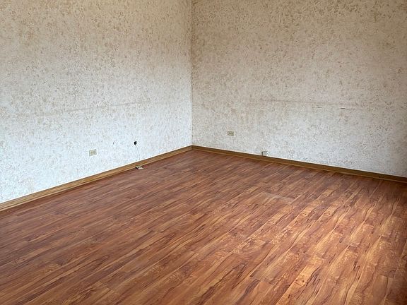 2nd image of 7013 Manchester Dr