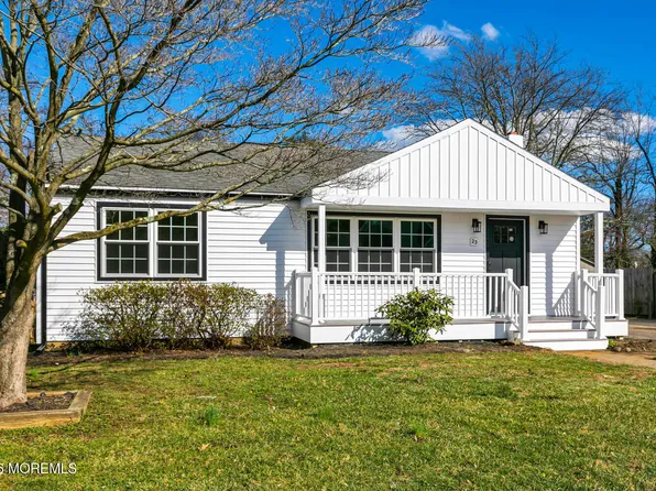 23 Trafford Street, Shrewsbury Boro, NJ 07702