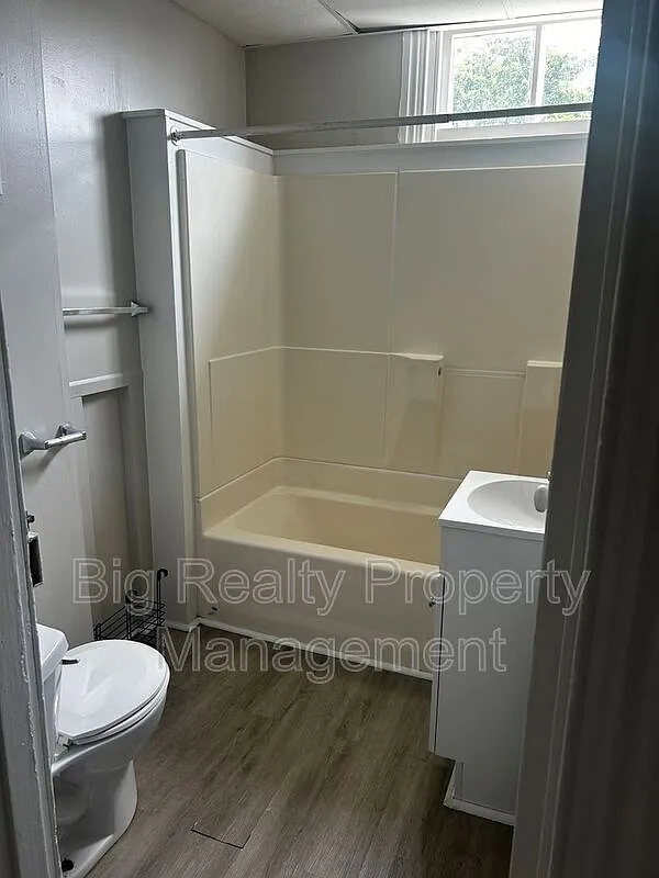2 bed, 2.0 bath, $1,495 — Photo 4