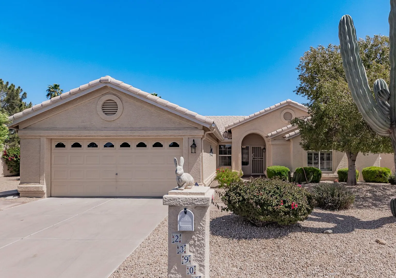 Furnished 3-Bedroom, 3-Bath Home with Private Casita in Oakwood Country Club, Sun Lakes, AZ — Photo 2