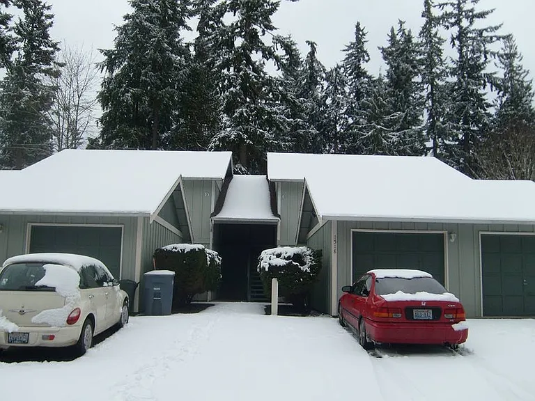 1518 29th Avenue Ct SW #C — Photo 7