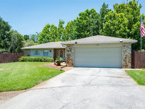 11332 111th Ct, Seminole, FL 33778