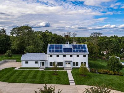 19 Pembroke Rd, Darien, CT, 06820