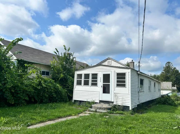 902 Draper Avenue, Rotterdam, NY 12306